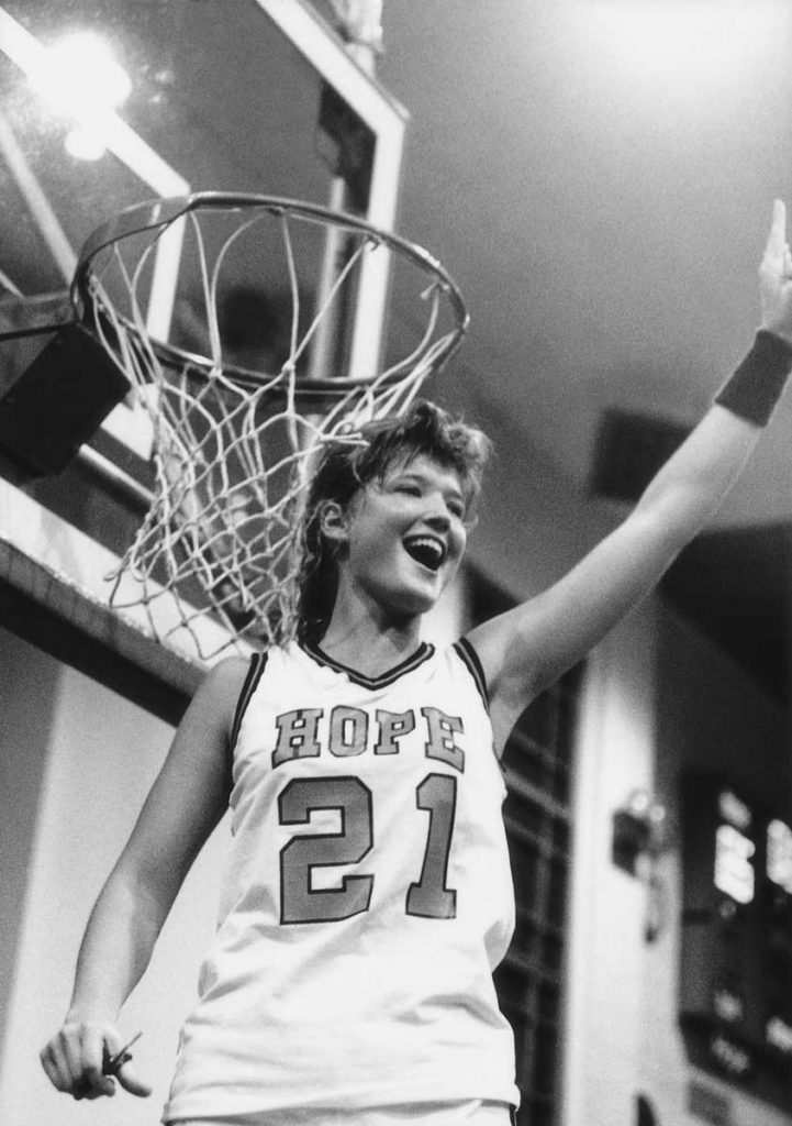 Dina Disney ’91 celebrates 1990 women’s basketball national championship